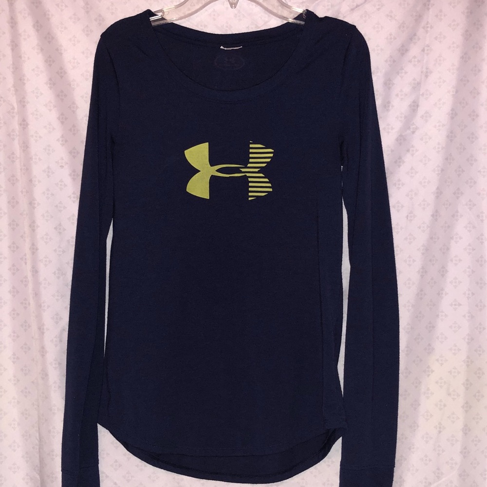Under Armour long sleeve tee shirt extra small